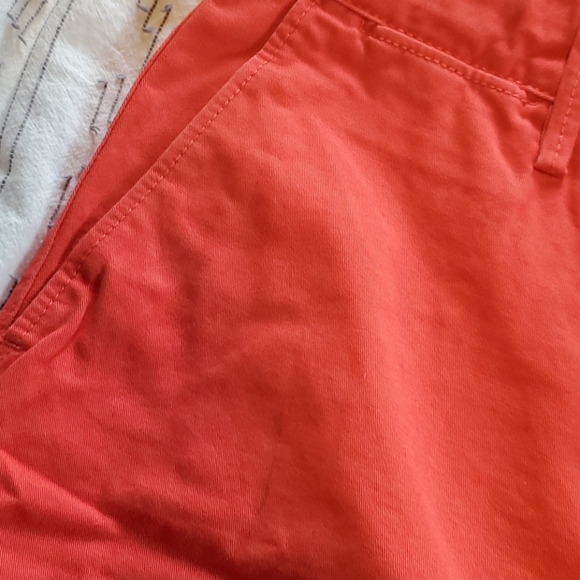 Gap khaki shorts - Picture 2 of 2